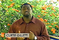 Narator: Curtis Gillet